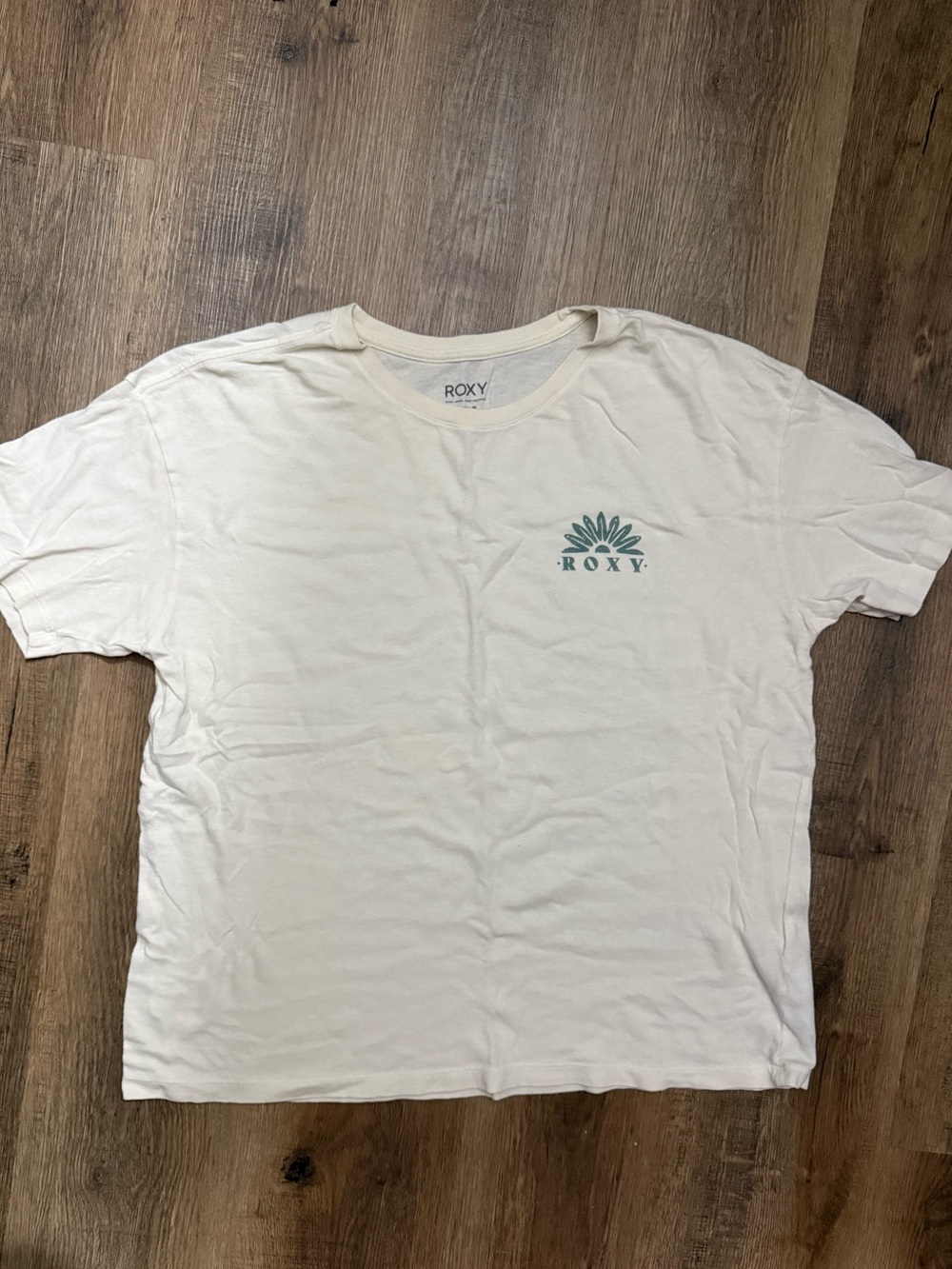 NWOT Roxy Celestial Themed Graphic Tee